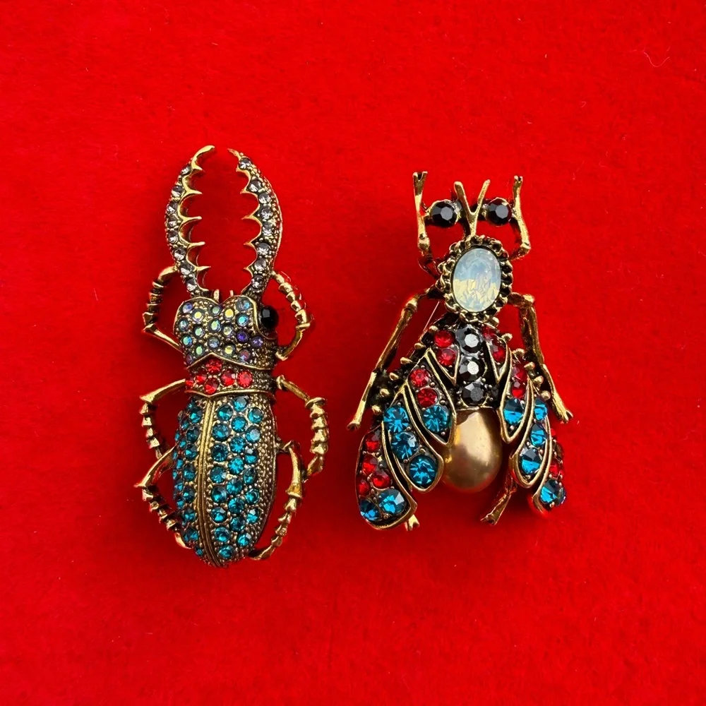 Colorful Insect Brooch Set - Picture 1 of 4